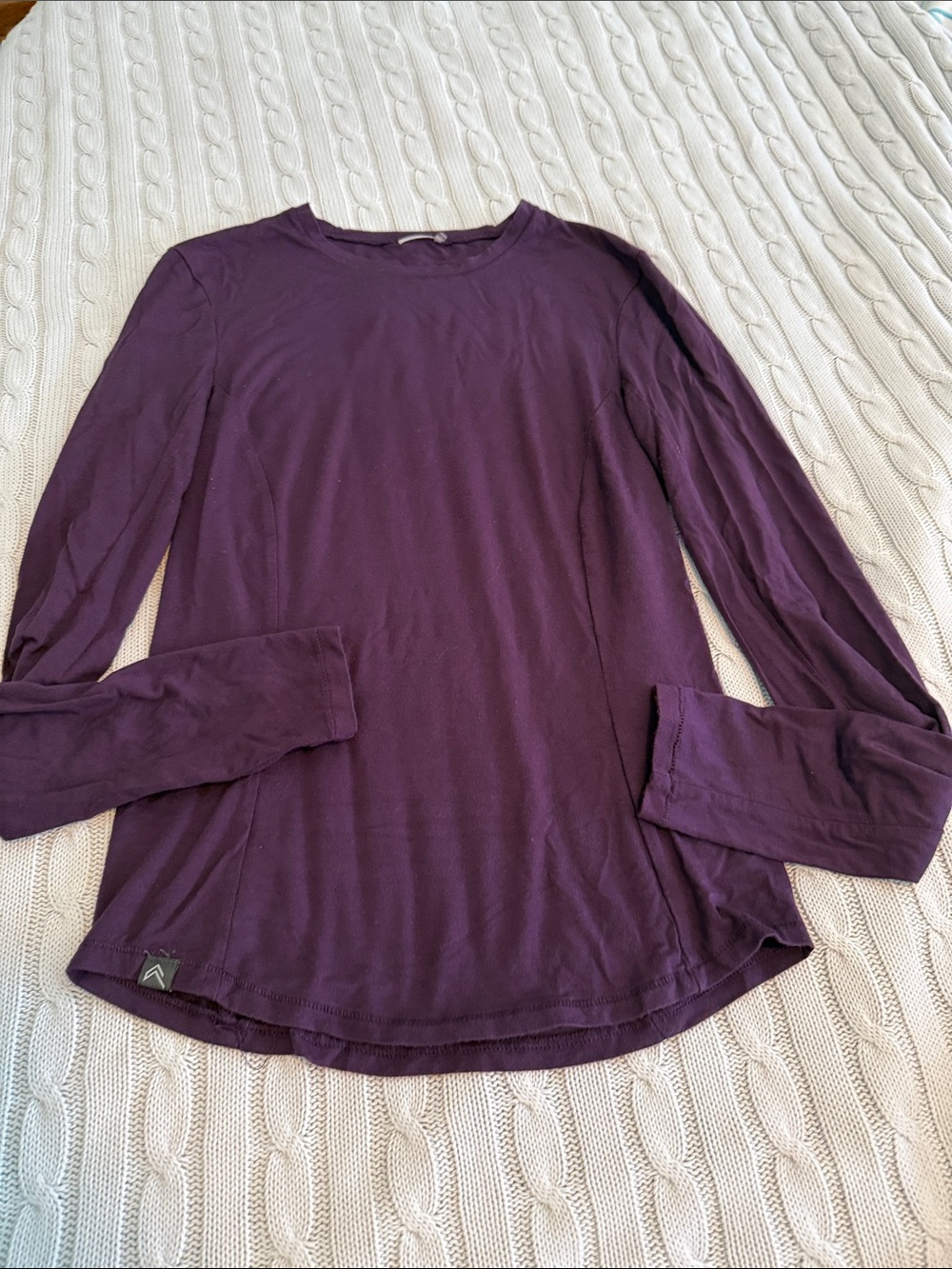 Women's Long Sleeve Crewneck Top - Deep Plum